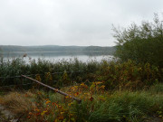 Bootssteg in den Klpinsee: An der Strandstrae des Seebades Loddin.