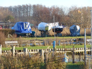 Fr den Winter bereitgemacht: Sportboote am Achterwasserhafen.