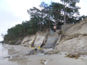 Ehemaliger Strandzugang: Strandpromenade von Zempin.