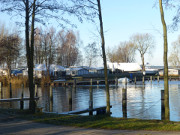 Winterquartiere: Bootslager am Hafen Stagnie.