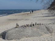 Steine: Sandstrand zu Fen des Langen Bergs.