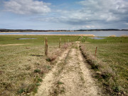 Seebad Loddin: Weg vom Hft herab zum Achterwasser.