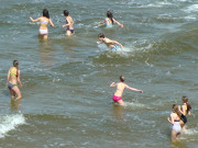 Badespa im Ostseewasser: Ende Mai auf Usedom.