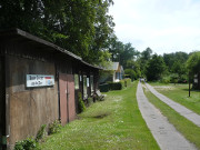 Fischerschuppen bei Neuendorf auf der Halbinsel Gnitz.