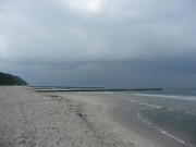 Blick zum Streckelsberg: Einsamer Ostseestrand.