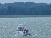 Ausflugsschiff auf dem Achterwasser: Urlaub auf Usedom.