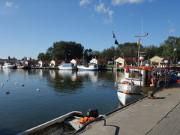 Auf dem Festland westlich von Usedom: Hafen Freest.