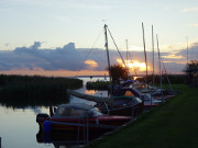 Abendstimmung am Achterwasserhafen des Seebads Loddin.