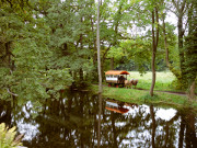 Kutschfahrt am Schlossgraben: Wasserschloss Mellenthin.