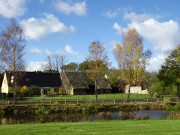 Idyll am Dorfteich: Das Dorf Reetzow am Usedomer Thurbruch.