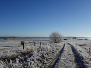 Blick herab zum Achterwasser: Usedomer Halbinsel Loddiner Hft.