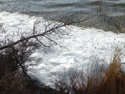 Am Hftberg bei Loddin: Eisschollen an der Steilkste.