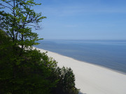 Einsam: Usedomer Ostseestrand in Richtung Klpinsee.