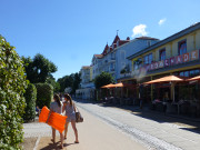 Auf dem Weg zum Ostseestrand: Strandpromenade von Zinnowitz.