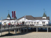 Besuchermagnet: Die historische Seebrcke des Kaiserbades Ahlbeck.