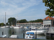 Ferienwohnungen am Hafen: Urlaub im Ostseebad Karlshagen.