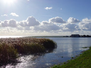 Am Haff: Mole des Fischerhafens von Kamminke.