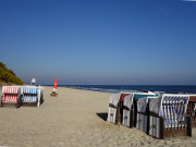 Letzte Strandkrbe: Ostseestrand des Seebades ckeritz.