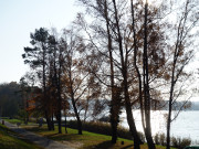 Auf der Strandpromenade des Seebades Loddin: Der Klpinsee.