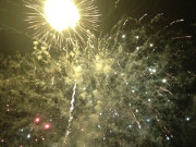 Ornamente am Himmel: Professionelles Feuerwerk auf Usedom.