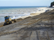 Wasserfrbung: Die Ostsee nimmt den Boden wieder mit.