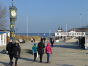 Jugenstiluhr und Seebrcke: Ostseebad Ahlbeck auf Usedom.