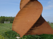 Schneckenturm: Skulpturenpark bei Katzow auf dem Festland.