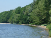 Bucht im Grnen: Ende des Sandstrandes von Kamminke.