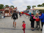 Ostseebad Zinnowitz auf Usedom: Seebrckenvorplatz.