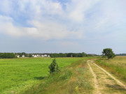 Auf dem Achterwasserdeich: Fischerdorf Loddin auf Usedom.