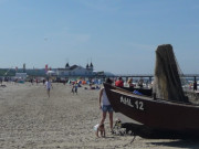 Postkartenmotiv: Fischerboot und Seebrcke Ahlbeck.