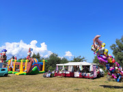 Aufbau abgeschlossen: Das Loddiner Hafenfest beginnt.