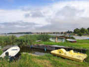 Bootsanleger am Nepperminer See: Sommer auf Usedom.