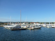 Yachten in der Marina: An der Seebrcke von Sopot.