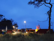 Fischerhtten an der Strandpromenade von Zempin: Abend auf Usedom.