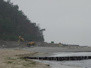 Termindruck: Aufgespltes Sediment wird verteilt.