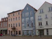 Wenig Betrieb: Auf dem Marktplatz in Ueckermnde.