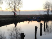 Abendstimmung in der Usedomer Mitte: Achterwasserhafen von Loddin.