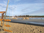 Spielplatz am Hafen: Sportboothafen am Usedomer See.