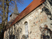 Feldsteinmauerwerk: Kirche im Usedomer Haffland.