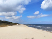 Menschenleer: Usedomer Ostseestrand zwischen Zinnowitz und Trassenheide.