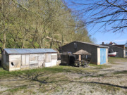 Idyll am Haff: Fischerhtten am Ortsrand von Kamminke.