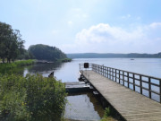 Sommerurlaub auf Usedom: Bootsanleger und Steg im Klpinsee.