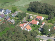 Im Grnen: Steinbock-Ferienwohnungen im Seebad Loddin.