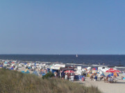 Dicht belegt: Ostseestrand des Usedomer Seebades ckeritz Ende Juli.