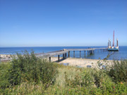 An der Ostseekste der Insel Usedom: Die neue Seebrcke von Koserow.