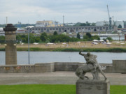 Westpolnische Stadt Stettin: Knstlicher Sandstrand an der Oder.