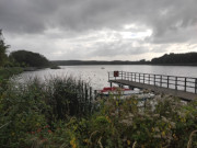 Blick ber den Klpinsee: Wolken ziehen ber die Insel Usedom.