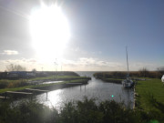 Hafen in der Sonne: Achterwasserhafen des Ostseebades Koserow.