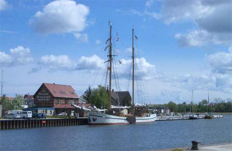 Segelschiff: Viele Ausflugsmglichkeiten werden per Boot oder Schiff angeboten.